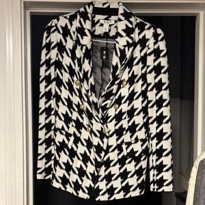 White House Black Market Black and White Houndstooth Blazer Sweater